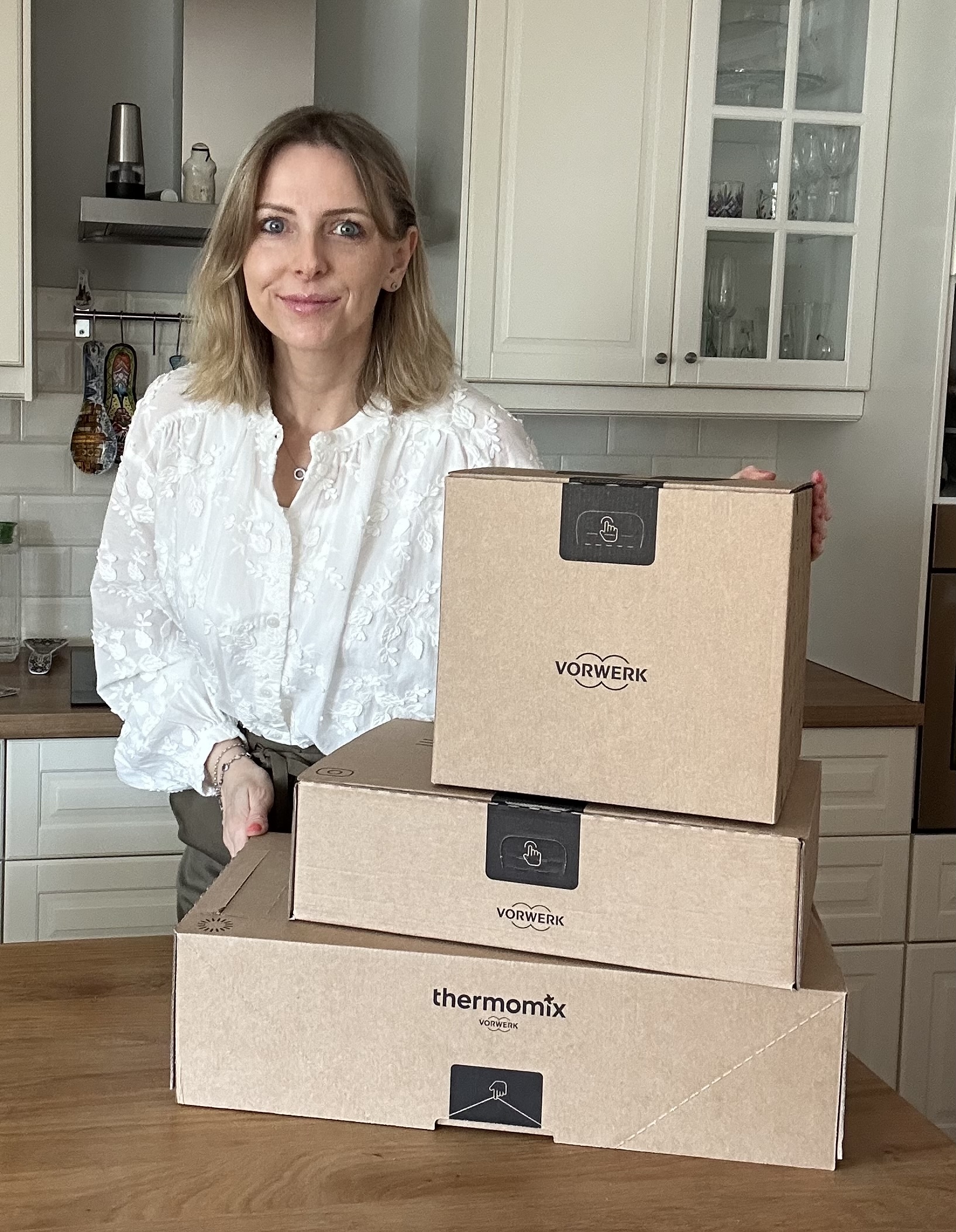 Monika with the Thermomix TM7